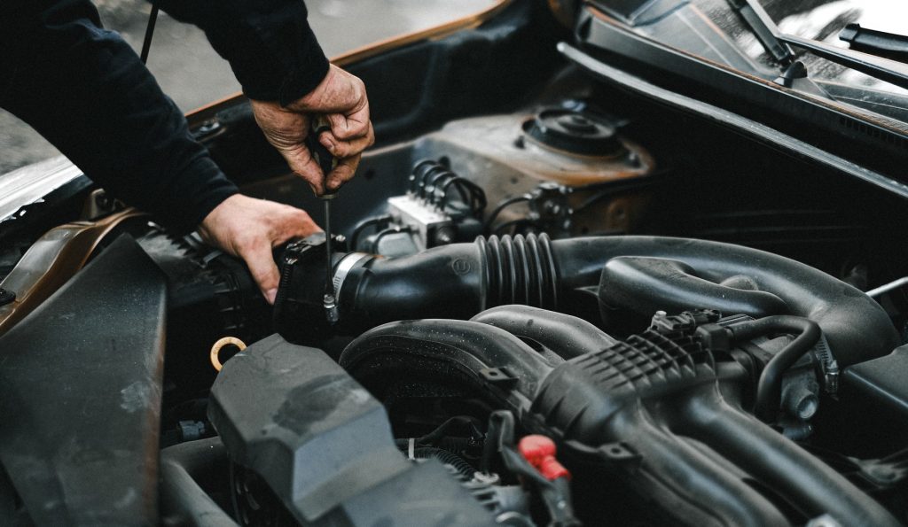 Water In Diesel Fuel Filter Symptoms (9 Signs) Autoily