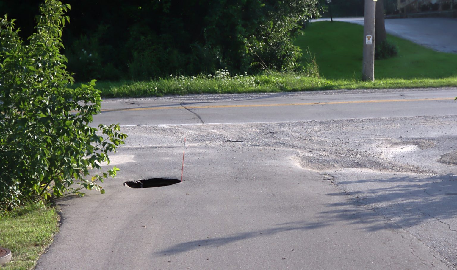 Why Is My Driveway Sinking? (9 Reasons Why) Autoily