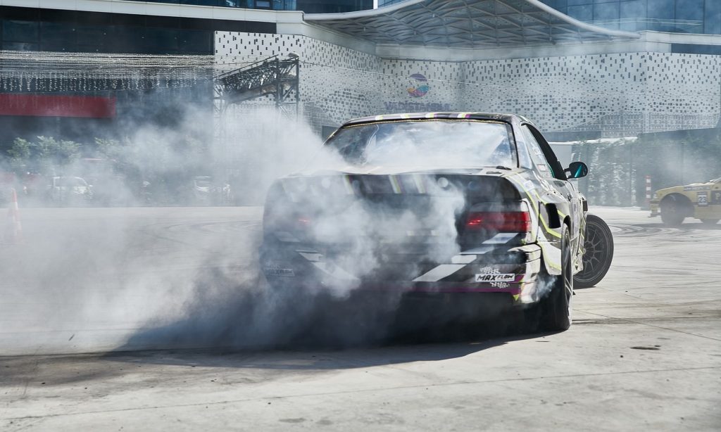 Why Is My Engine Smoking? (11 Reasons Why) Autoily