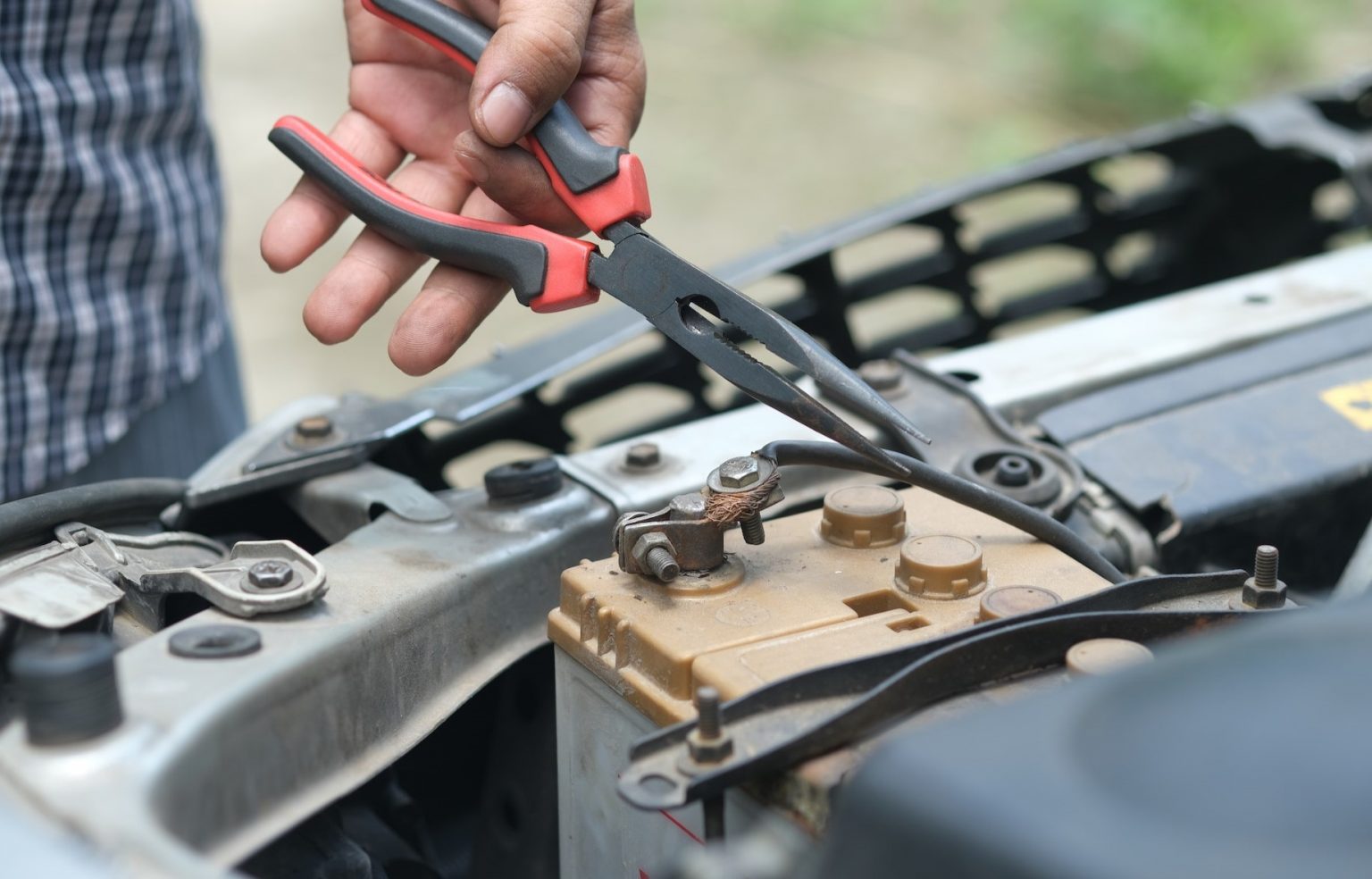 Why Do Battery Terminals Corrode? (11 Reasons Why)