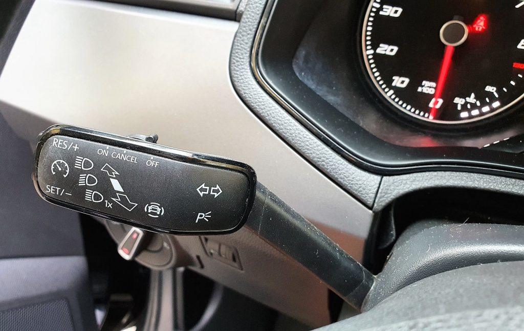 Why Is My Turn Signal Blinking Fast? (11 Reasons Why)